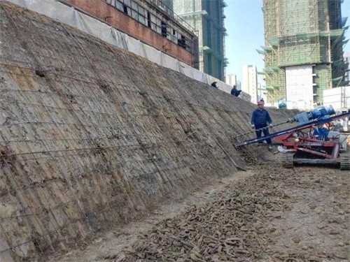 萨尔图建筑边坡支护